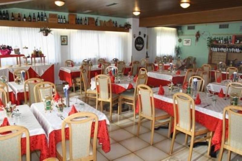 Hotel Ferrari Pinzolo Eksteriør bilde