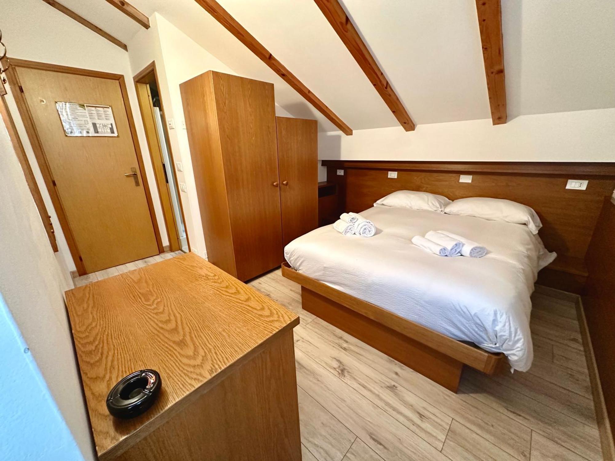 Hotel Ferrari Pinzolo Eksteriør bilde