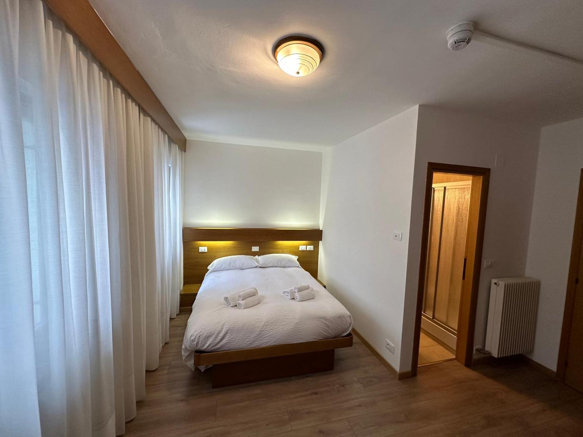 Hotel Ferrari Pinzolo Eksteriør bilde